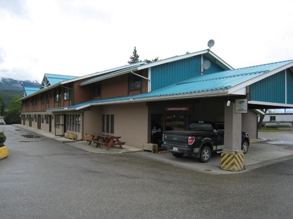 Swiss Village Inn ゴールデン エクステリア 写真